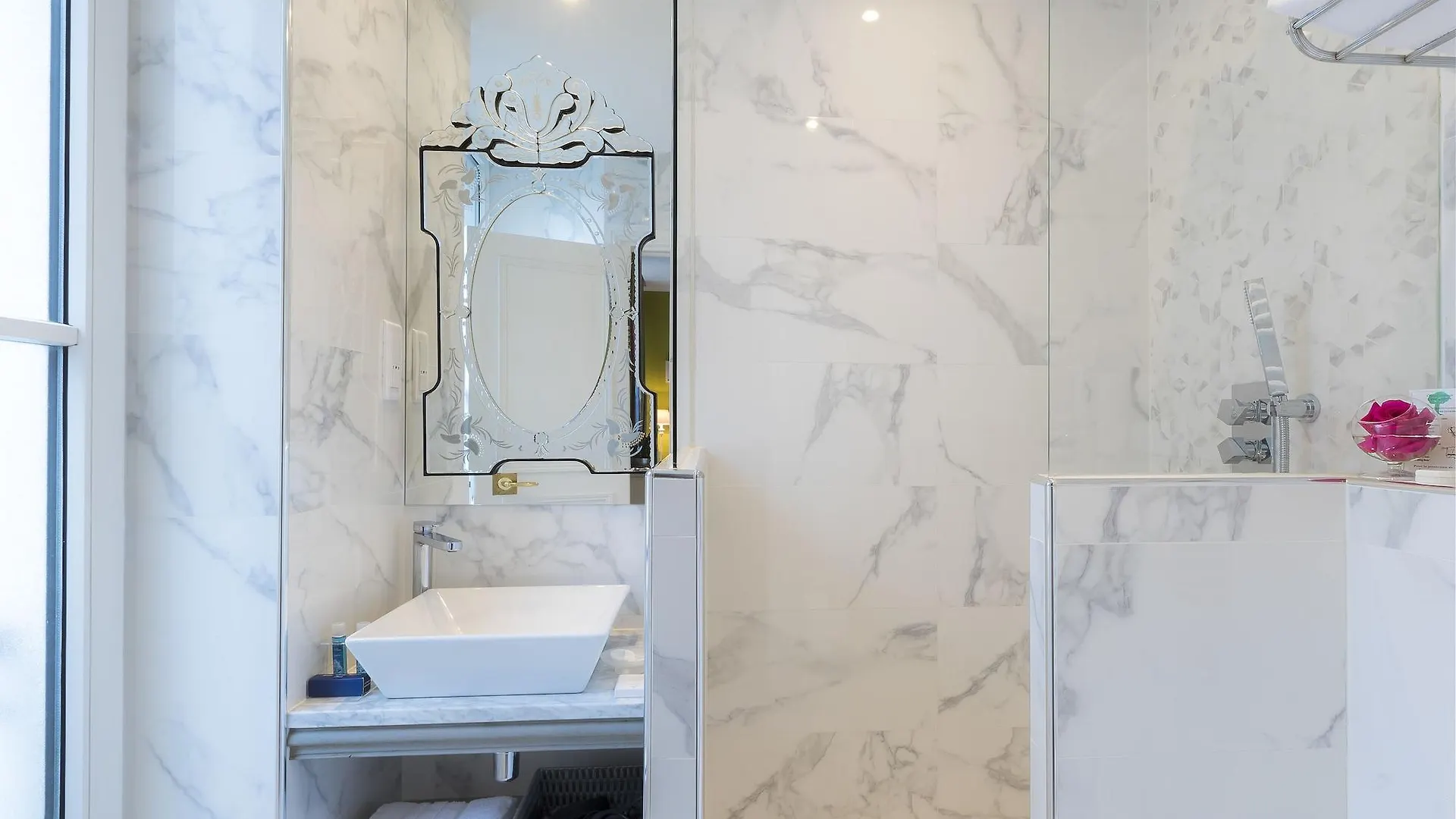 Cluny Square Hotel Paris